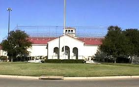 FCI Fort Worth, Enterance