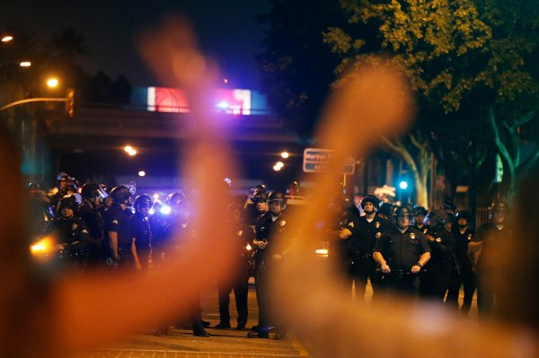 longform-original-17219-1416932814-16